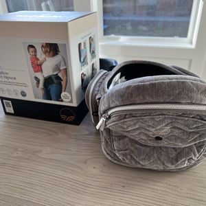 Tushbaby Hip Carrier (Velvet Silver)- Like New!